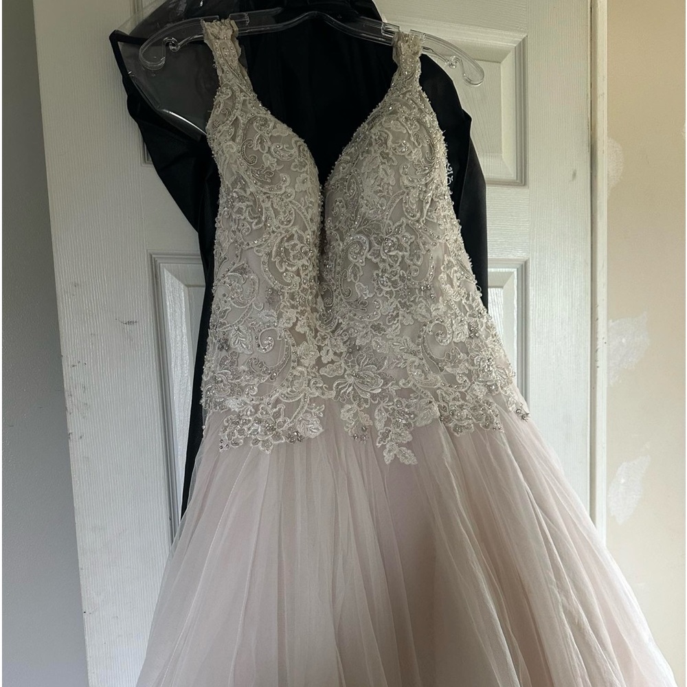 Allure Romance wedding dress